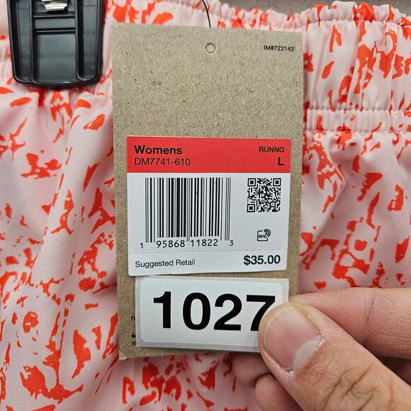 NIKE WOMEN'S LARGE DRI FIT RUNNING ACTIVE SHORTS DM7741-610 ORANGE WHITE - Picture 7 of 9